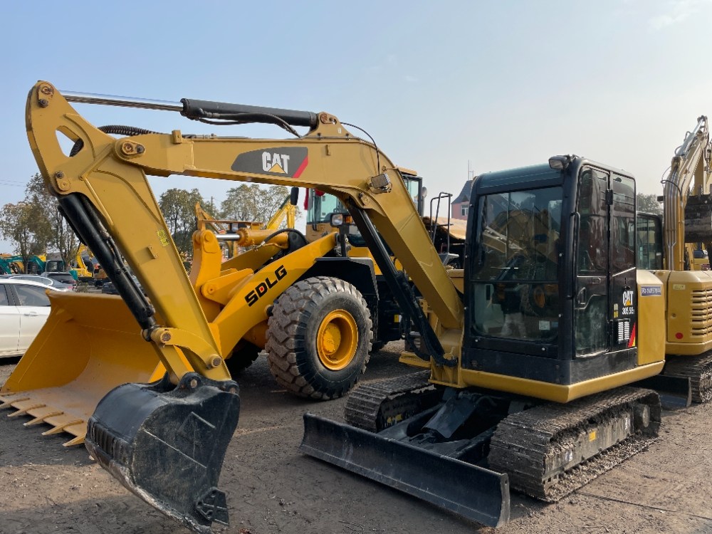 CAT305.5E2